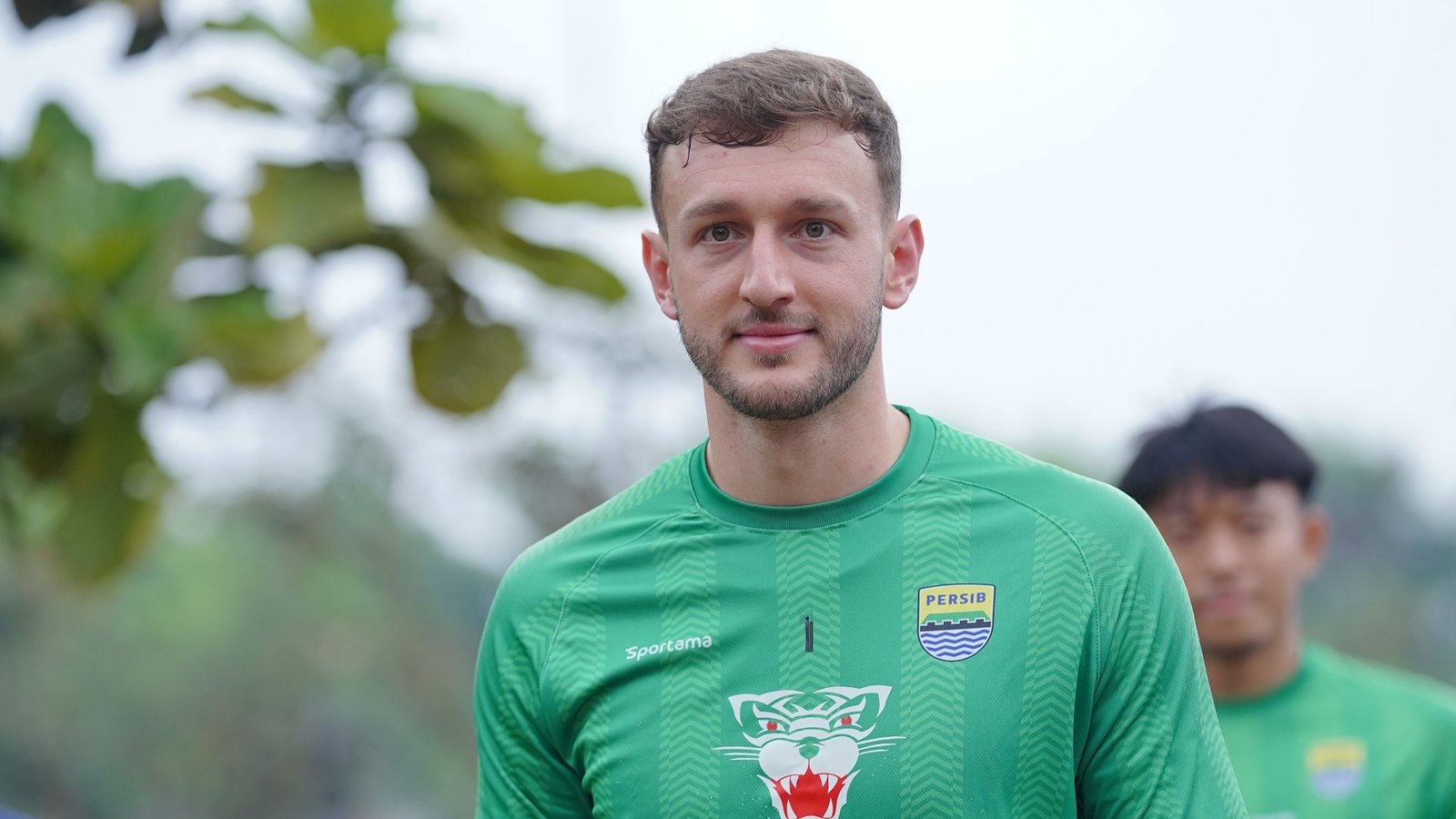 Latihan Perdana Adam Przybek, Sang Kiper Anyar Maung Bandung Asal Wales